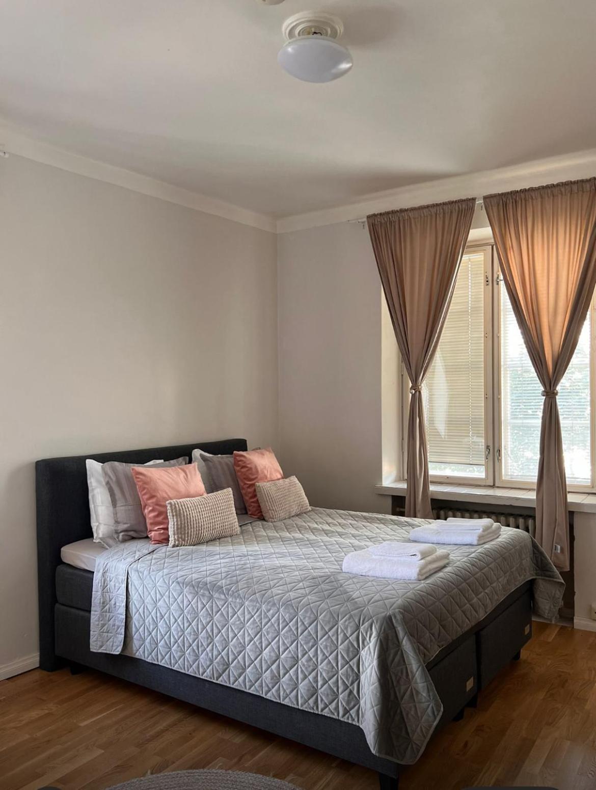 Your Chic Vibrant Airbnb Helsinki Exterior foto
